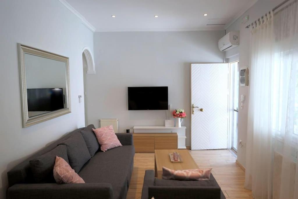Stamatis Apartment Ájos Jeórjos Eksteriør bilde